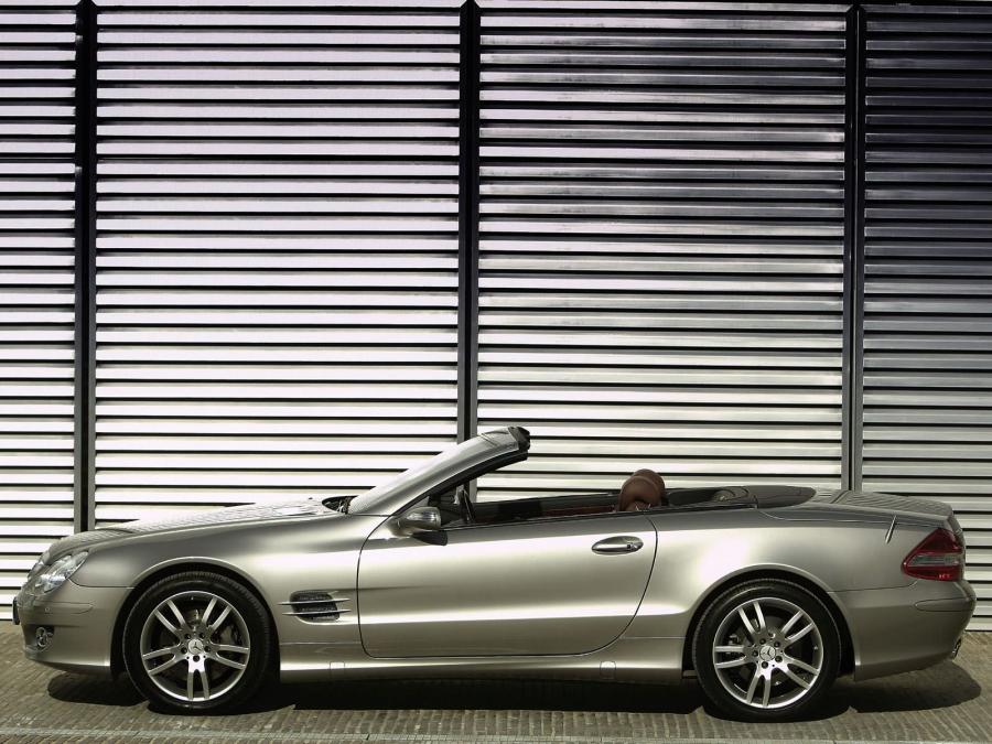  Mercedes-Benz SL500 2006 года  (фото 38 из 40)